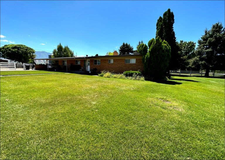SOLD: Pheasant Mtn Home image 1